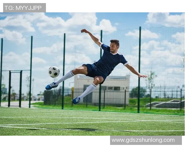 高清精选足球球星壁纸大全展现绿茵场上激情与传奇风采